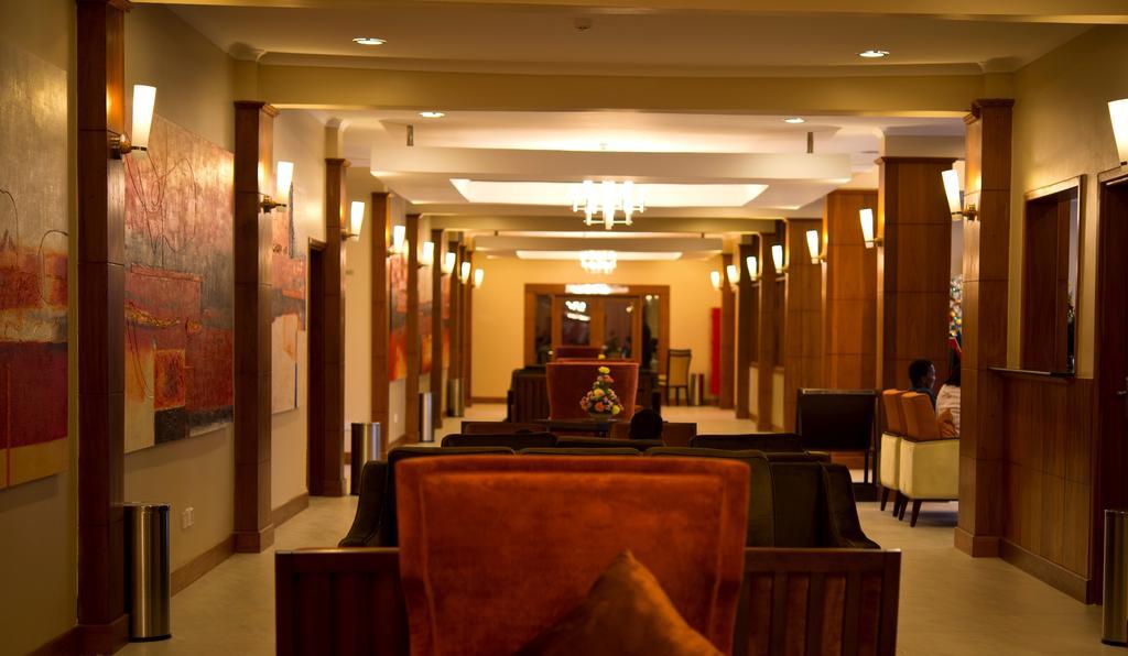 Seascape Hotel Dar es Salaam Buitenkant foto